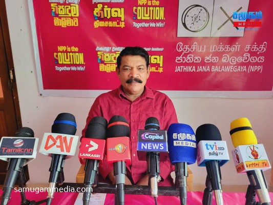 காணி,பொலிஸ் அதிகாரங்கள்- ரணிலின் நாடகத்தை தமிழ் மக்கள் நம்ப மாட்டார்கள்- சந்திரசேகரன் சுட்டிக்காட்டு.! 